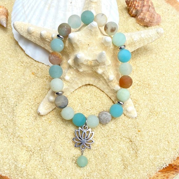 Beaded bracelet-Amazonite beads with silver tone accent beads and lotus charm - Picture 1 of 2